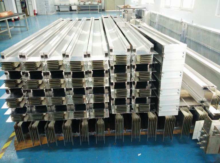 密集型母線槽生產(chǎn)流程 密集型母線槽生產(chǎn)流程